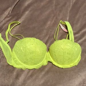 PInk Victoria Secret Date Push Up Bra size 34B